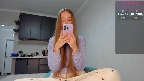 Snapshot of milkaeliza1 chatting on 05-23-26, 06:23 MilkaLiza online show from 05-23-26, 06:23