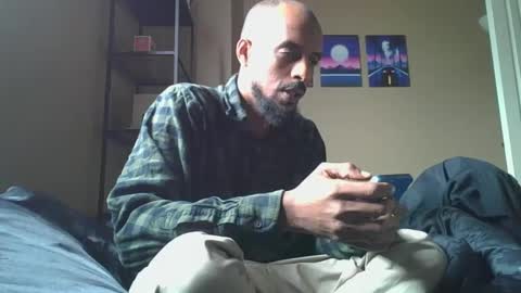 Milk Chocolate Sensei online show from 01-13-25, 04:41