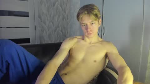 Isaac online show from 12-07-24, 06:54