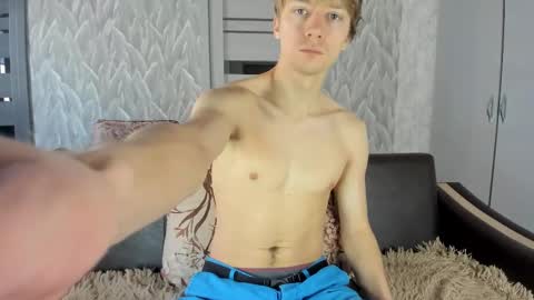 Isaac online show from 02-28-25, 06:21