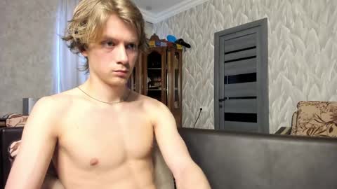 Snapshot of milkiwy chatting on 05-02-26, 06:07 Isaac online show from 05-02-26, 06:07