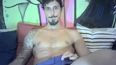 Snapshot of milkoffee chatting on 03-08-25, 10:56 milkoffee online show from 03-08-25, 10:56