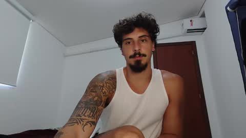 Snapshot of milkoffee chatting on 02-10-26, 02:43 milkoffee online show from 02-10-26, 02:43