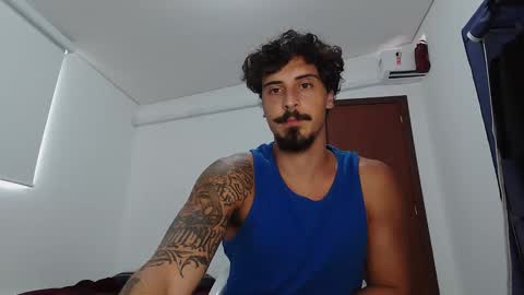 Snapshot of milkoffee chatting on 02-14-26, 02:14 milkoffee online show from 02-14-26, 02:14