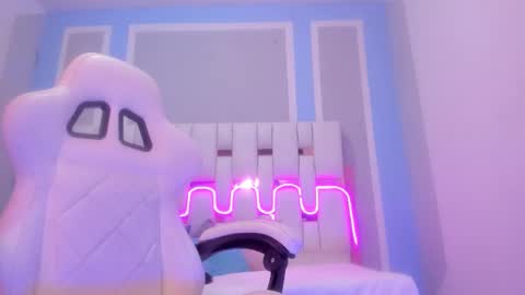 Michelle  online show from 02-11-26, 08:14