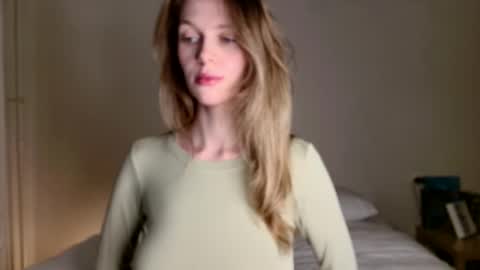 Snapshot of milky__way_ chatting on 12-04-25, 02:59 milky__way_ online show from 12-04-25, 02:59