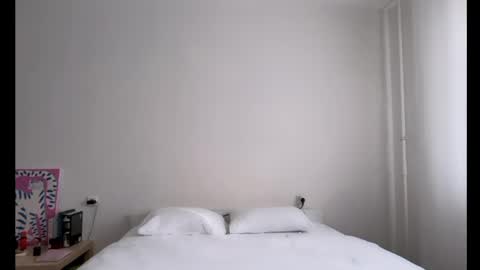 milky__way_ online show from 04-17-26, 01:25