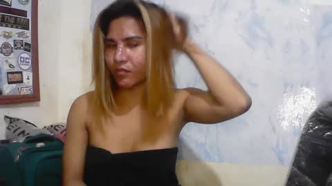 milky_babe91 online show from 03-10-25, 04:14