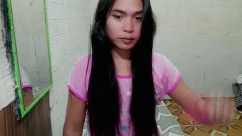 Snapshot of milkycumnel23 chatting on 08-01-26, 12:15 NEL 23 online show from 08-01-26, 12:15