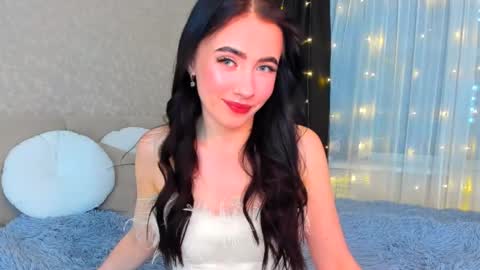 milla moore online show from 11-30-25, 05:17