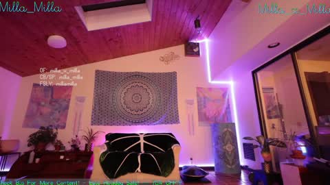 milla_milla online show from 12-30-24, 05:37