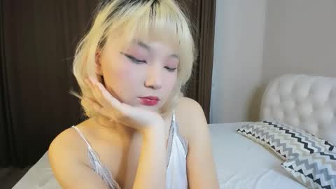 Milla or just Mi online show from 10-10-25, 01:43