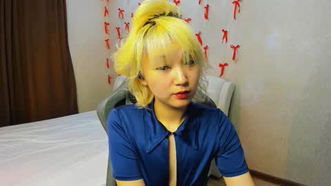 Milla or just Mi online show from 01-15-26, 01:37