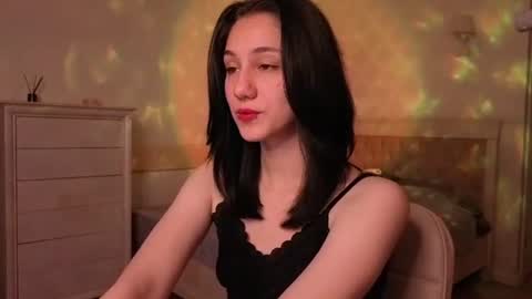 Snapshot of millaa_veyy chatting on 06-23-26, 08:07 Milana online show from 06-23-26, 08:07