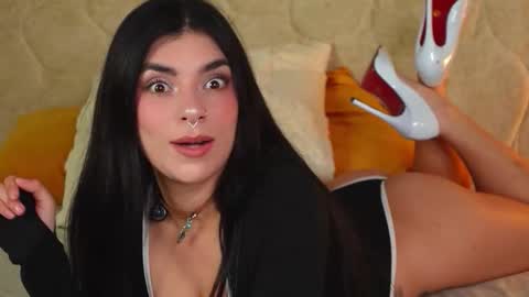 MillaBliss online show from 03-18-26, 06:55