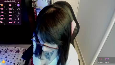 Snapshot of millandiux chatting on 07-24-26, 02:42 millandiux online show from 07-24-26, 02:42