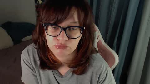 Milla online show from 04-01-26, 04:15