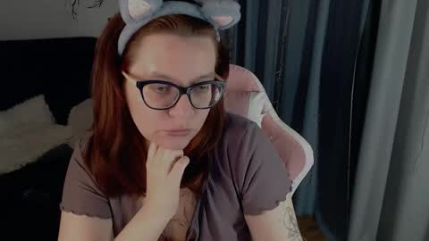 Milla online show from 05-17-26, 03:19