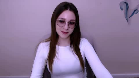 Snapshot of millasamsd chatting on 03-24-26, 09:47 Milla online show from 03-24-26, 09:47