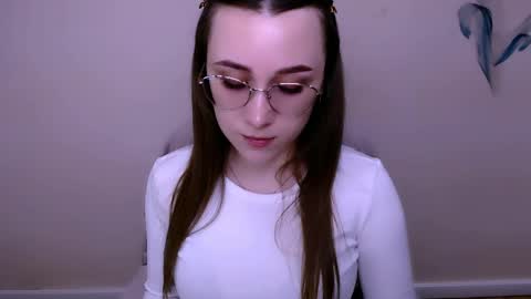 Snapshot of millasamsd chatting on 04-09-26, 10:53 Milla online show from 04-09-26, 10:53