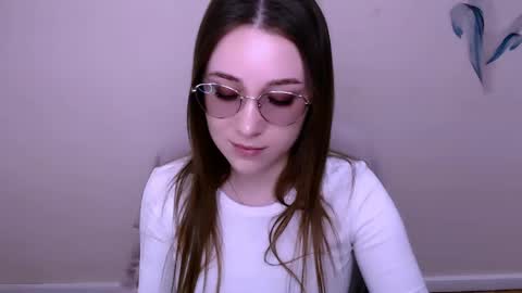 Snapshot of millasamsd chatting on 04-14-26, 10:32 Milla online show from 04-14-26, 10:32