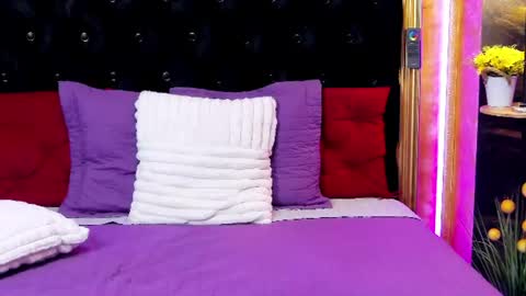 Snapshot of millavixen chatting on 07-19-26, 03:10 MillaVixen online show from 07-19-26, 03:10