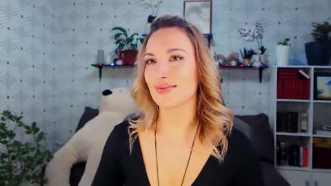 MillaXQueen online show from 01-10-26, 03:25