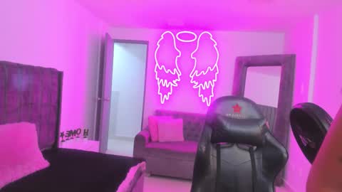 Snapshot of miller_silvana chatting on 02-24-26, 12:03 miller_silvana online show from 02-24-26, 12:03