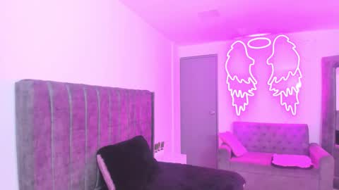 Snapshot of miller_silvana chatting on 02-26-26, 11:53 miller_silvana online show from 02-26-26, 11:53