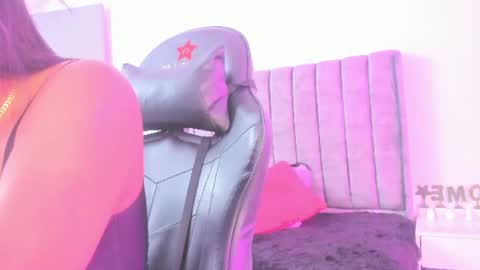 miller_silvana online show from 06-16-26, 11:46