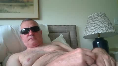 Snapshot of millertoy chatting on 06-23-26, 03:10 Mac online show from 06-23-26, 03:10
