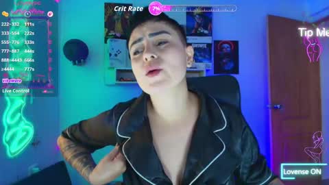 Im girl my name is Johana  online show from 04-10-26, 12:32