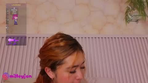 milleyjones_ online show from 04-10-26, 12:32