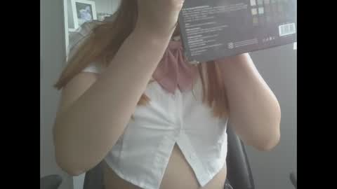 milleynoface online show from 04-12-26, 08:47