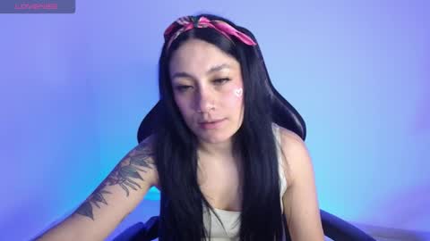 Millie Bobby online show from 11-14-25, 02:16