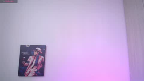 Millie Bobby online show from 06-20-26, 06:22