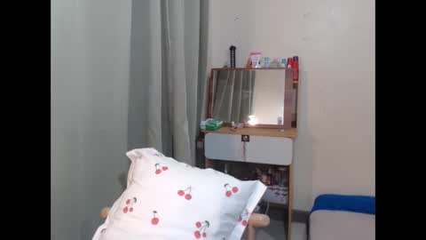 Im Milliedont forget to follow me online show from 04-21-26, 02:51