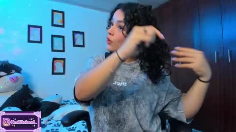        online show from 10-06-25, 01:03