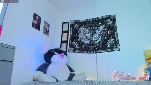 Snapshot of millie_lamar chatting on 07-18-26, 09:24 online show from 07-18-26, 09:24