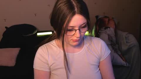 Millie online show from 05-23-26, 10:08