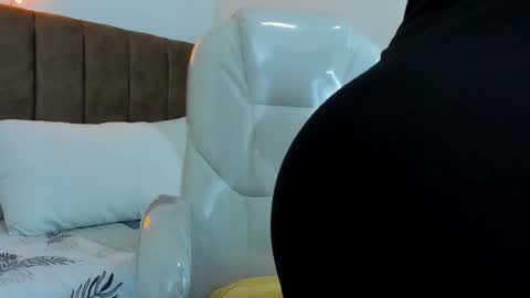 Milly online show from 01-18-25, 08:30
