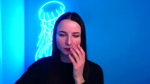 Milly online show from 02-18-25, 09:43