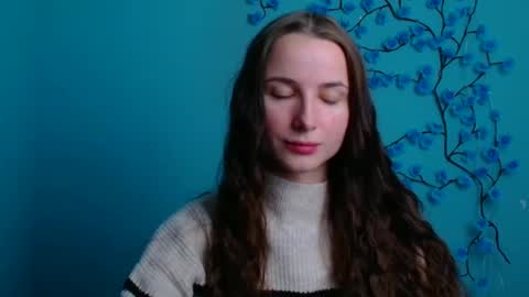 Snapshot of milly_liss chatting on 12-23-25, 07:06 Milly online show from 12-23-25, 07:06