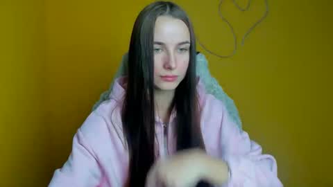 Snapshot of milly_liss chatting on 01-14-26, 06:52 Milly online show from 01-14-26, 06:52