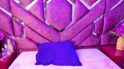 Milly Print online show from 09-09-25, 03:28