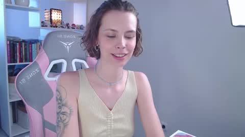 Milly online show from 02-24-25, 06:38