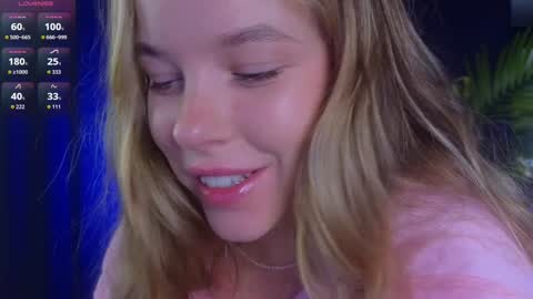 Milly    online show from 10-06-25, 07:06