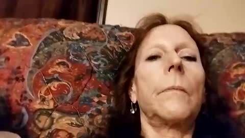 Snapshot of miloanj chatting on 10-26-25, 10:43 miloanj online show from 10-26-25, 10:43