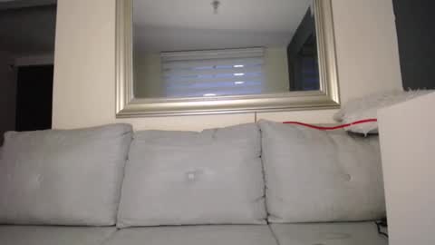 miloslove online show from 03-04-25, 11:08