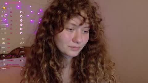 Snapshot of milounee chatting on 02-12-26, 06:14 milounee online show from 02-12-26, 06:14